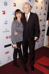 Carlo von Tiedemann mit Begleitung