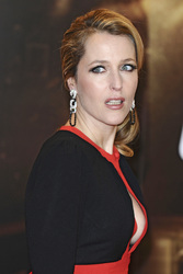 Gillian Anderson
