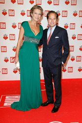 Stephanie von Pfuel, Hendrik teNeues