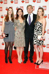 Alexandra von Rehlingen mit Ehemann Matthias Prinz und Töchtern