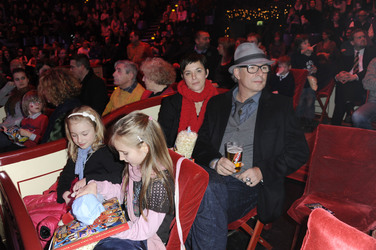 Leander Haußmann, Annika Kuhl und Tochter Kunigunde mit Freundin Annalotte