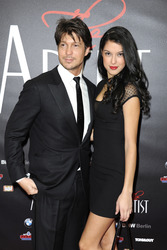 Sebastian Deyle, Rebecca Mir