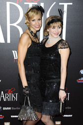 Nina-Friederike Gnädig, Jasmin Schwiers