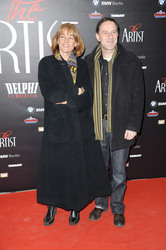 Stefan Kurt mit Begleitung