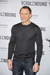 Daniel Craig