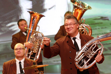 Ernst Hutter & Die Egerländer Musikanten