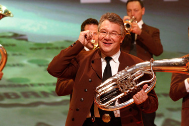 Ernst Hutter & Die Egerländer Musikanten