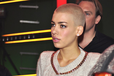 Alina Süggeler (Frida Gold)