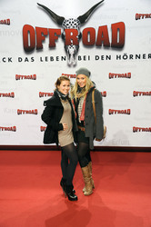 Sarah Tkosch, Sina Tkotsch