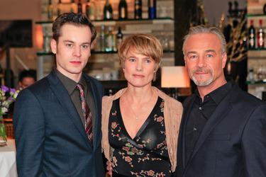 Florian Bartholomäi, Karoline Eichhorn, Klaus J. Behrendt