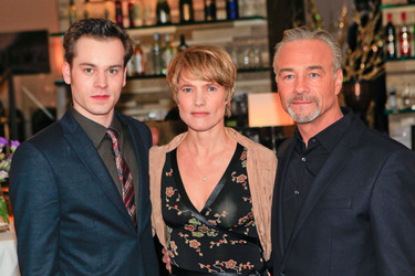 Florian Bartholomäi, Karoline Eichhorn, Klaus J. Behrendt