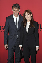 Claus-Dietrich Lahrs, Julianne Moore