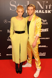 Alina Süggeler, Andreas Weizel (Frida Gold)