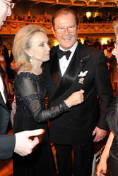 Roger Moore mit Gattin Kristina Tholstrup