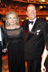 Roger Moore mit Gattin Kristina Tholstrup