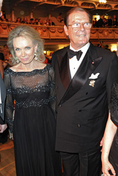 Roger Moore mit Gattin Kristina Tholstrup