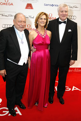 Horst Seehofer mit Gattin Karin und Gast