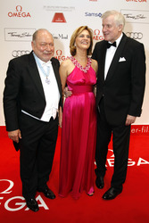 Horst Seehofer mit Gattin Karin und Gast