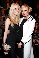 Mirja du Mont, Jenny Elvers-Elbertzhagen