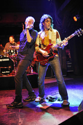 Aaron Comess, Chris Barron, Eric Schenkman (Spin Doctors)