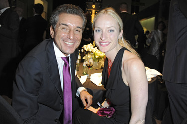 Michel Friedman mit Begleitung