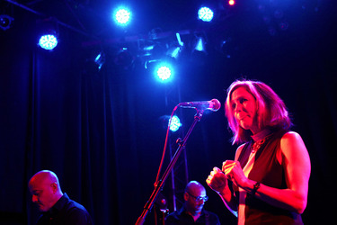 Glenn Slater, Michael Wells, Carla Torgerson (The Walkabouts)