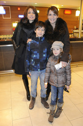 Gerit Kling und Anja Kling mit den Kindern Tano und Alea