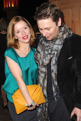 Karoline Schuch mit Begleitung