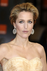 Gillian Anderson