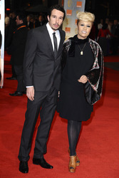 Emeli Sandé mit Begleitung