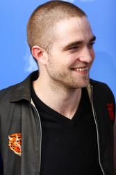 Robert Pattinson
