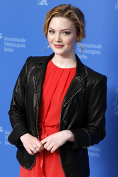 Holliday Grainger