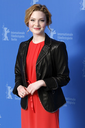 Holliday Grainger
