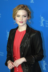 Holliday Grainger