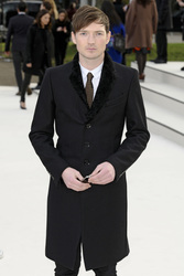 Dan Gillespie Sells (The Feeling)