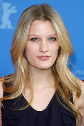 Ashley Hinshaw