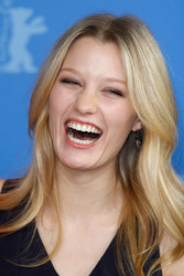 Ashley Hinshaw