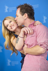 Ashley Hinshaw, Stephen Elliott