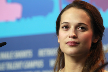 Alicia Vikander