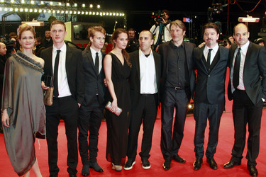Mikkel Boe Folsgaard, Alicia Vikander, Nikolaj Arcel, Mads Mikkelsen, David Dencik und Cast