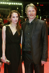 Alicia Vikander, Mads Mikkelsen