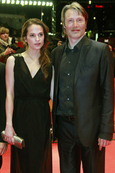 Alicia Vikander, Mads Mikkelsen