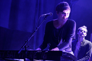 Cherilyn MacNeil (Dear Reader)