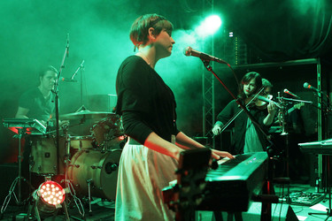 Cherilyn MacNeil (Dear Reader)