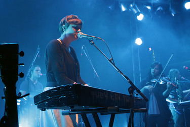 Cherilyn MacNeil (Dear Reader)