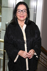 Nana Mouskouri