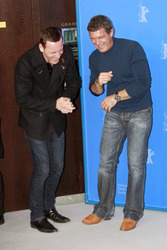 Michael Fassbender, Antono Banderas