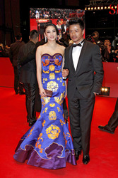 Zhang Yuqi, Yihong Duan