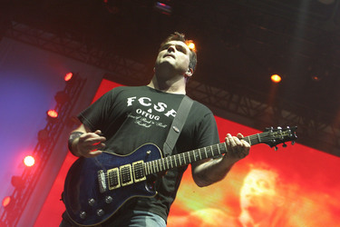 Chris Henderson (3 Doors Down)