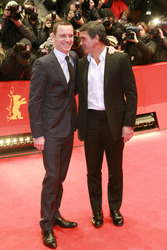 Michael Fassbender, Antonio Banderas
